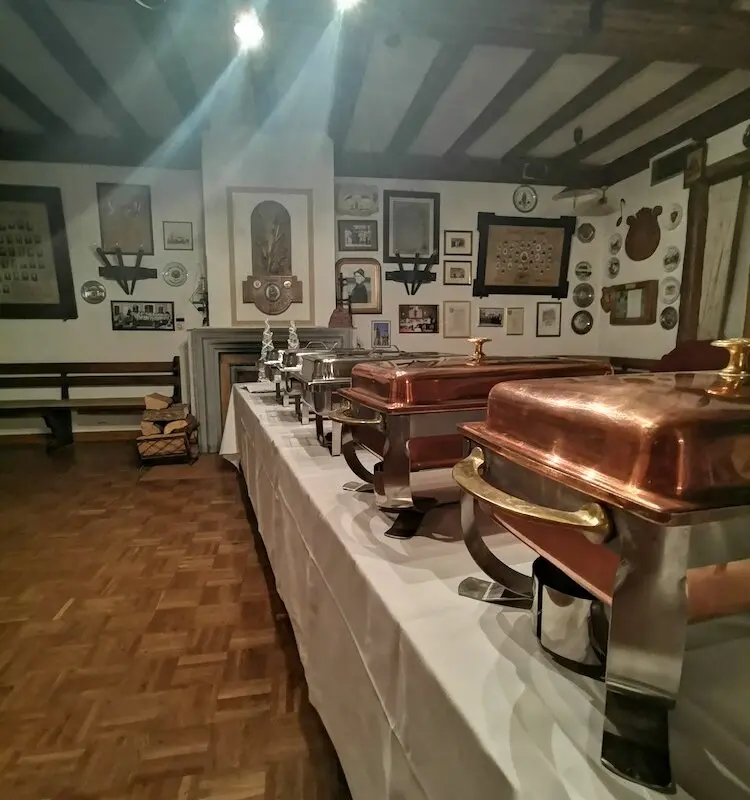 Schloss Thurn Innenansicht