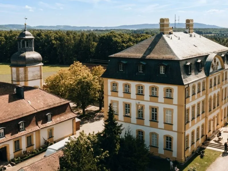 Gesamte Location Schloss Jägersburg